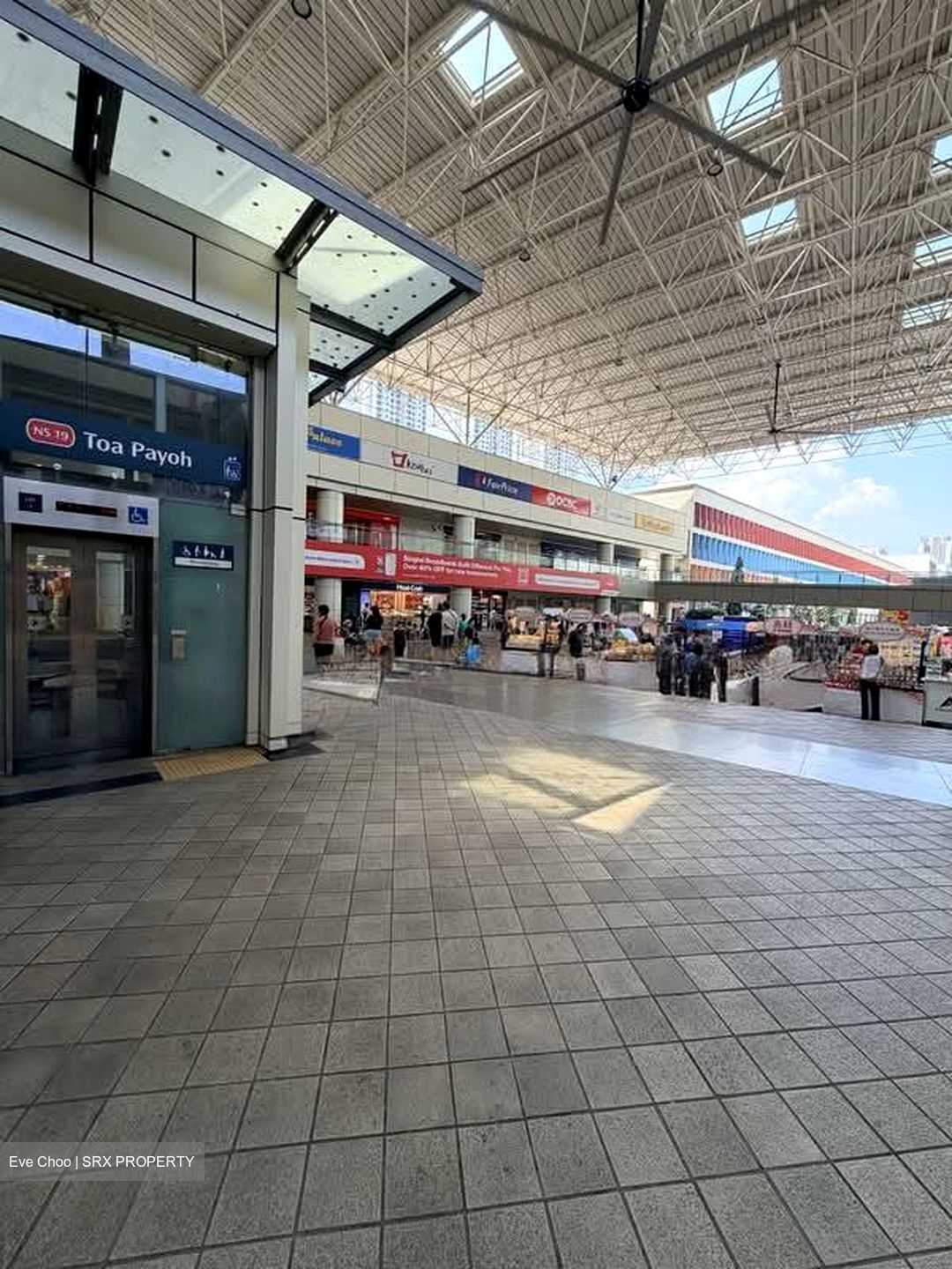 Toa Payoh Central (D12), Shop House #561766231